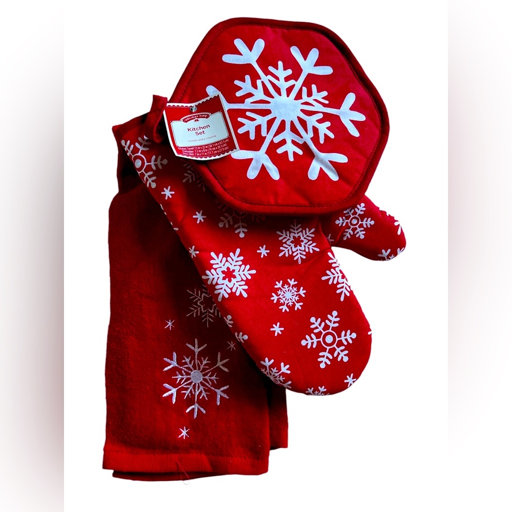 3 Piece Christmas Kitchen Set Towel Oven Mitt Potholder Snowflakes
